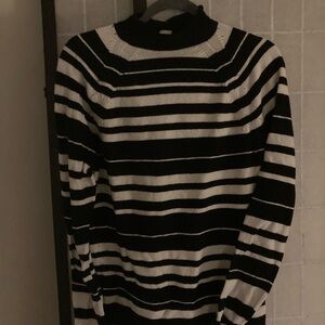 GAP Black and White Striped Knit Sweater